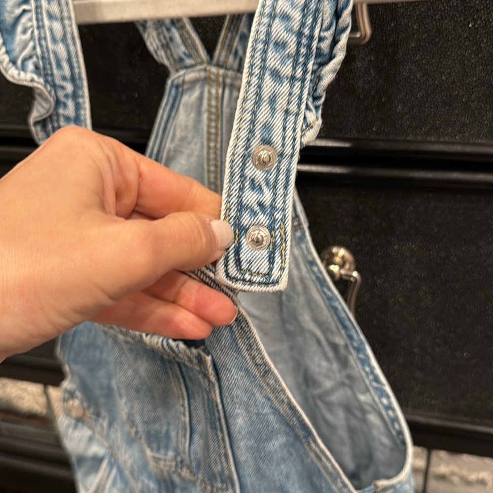 JEAN SHORT OVERALLS WITH ADJUSTABLE SNAP BUTTON FASTENER SUSPENDERS - Picture 7 of 15